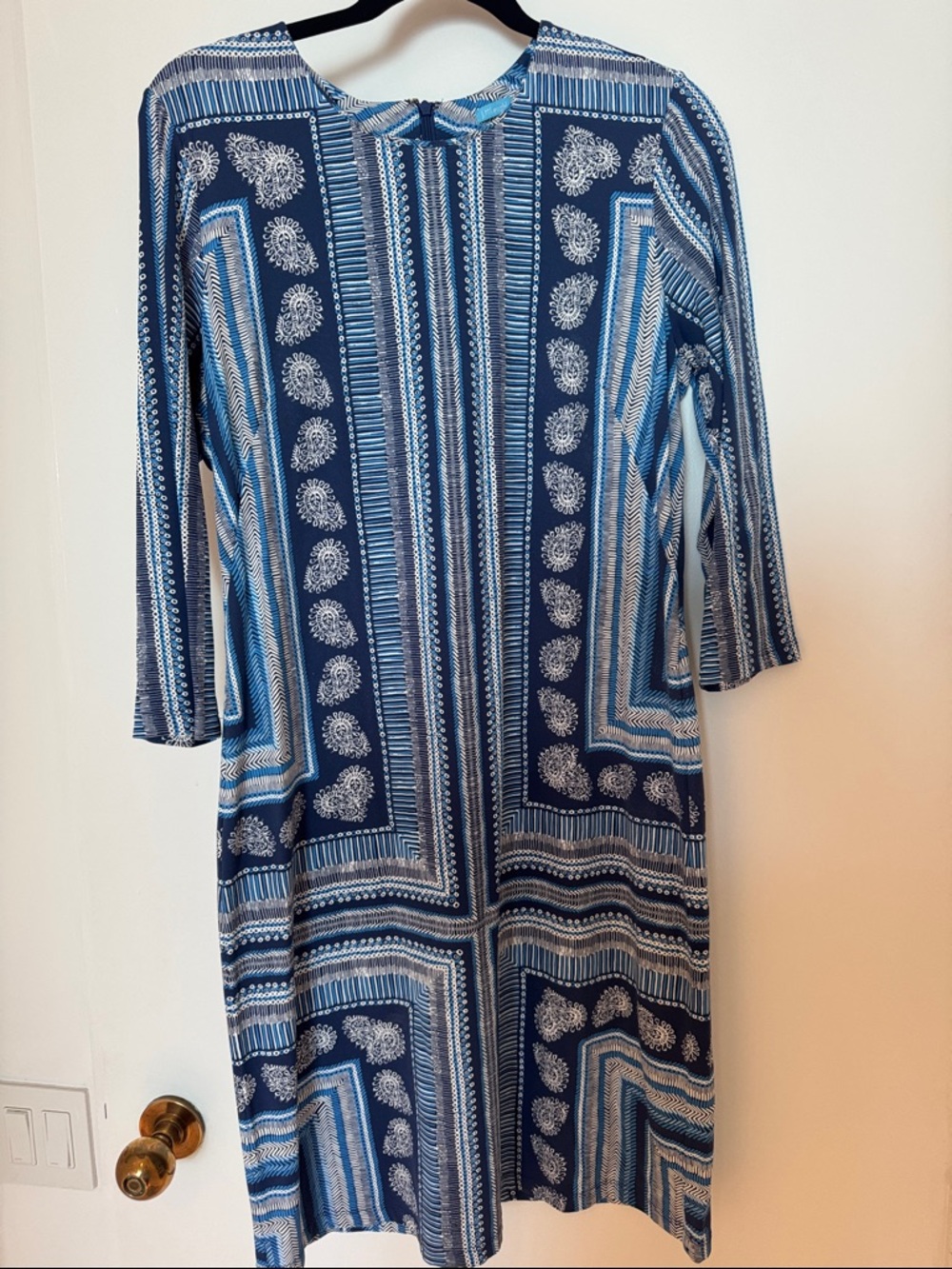 Blue Paisley-Print Midi Dress with Three-Quarter Sleeves